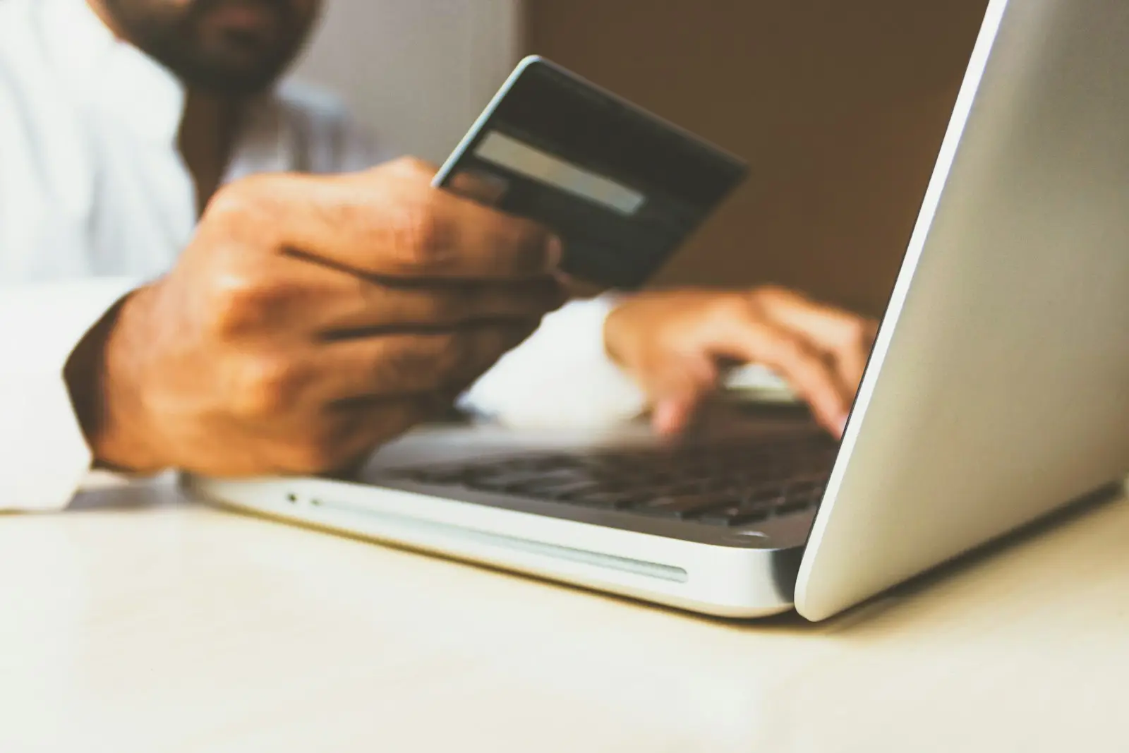 WordPress · Shopify · WooCommerce